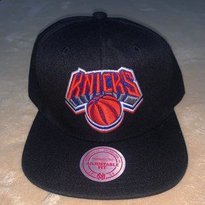 Mitchell & Ness NY Knicks Snapback Cap; NWT